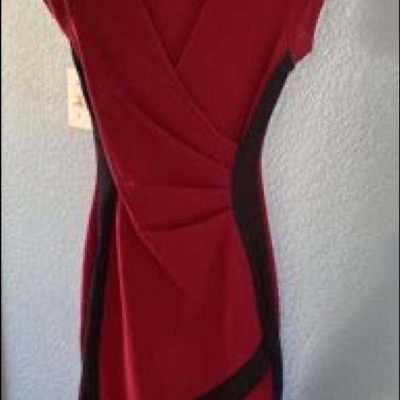 Dress - Picture 3 of 6